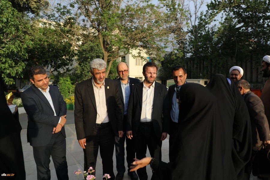 حضور دکتر برزویی در مرکز شهید باهنر