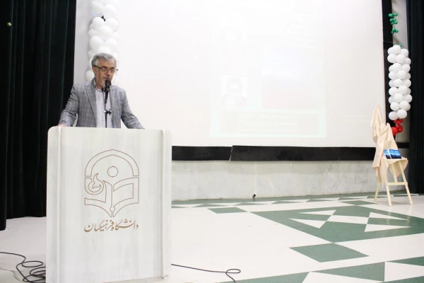 با حضور شاعران برجسته استان بوشهر؛
شب شعر گویشی در پردیس بنت الهدی صدر بوشهر برگزار شد 12