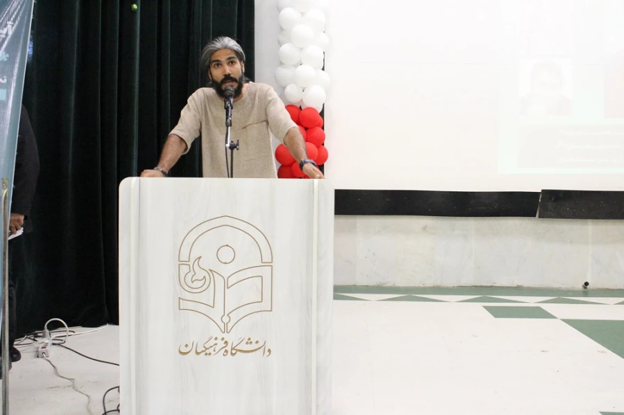 با حضور شاعران برجسته استان بوشهر؛
شب شعر گویشی در پردیس بنت الهدی صدر بوشهر برگزار شد 16