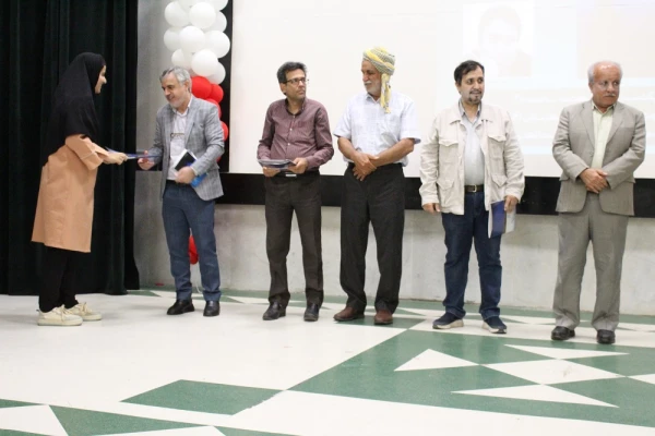 با حضور شاعران برجسته استان بوشهر؛
شب شعر گویشی در پردیس بنت الهدی صدر بوشهر برگزار شد 23