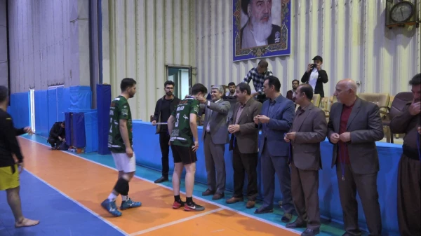 فینال مسابقات والیبال پردیس شهید مدرس دانشگاه فرهنگیان استان کردستان
 11