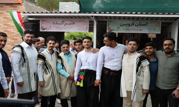 نخستین جشنواره اقوام و فرهنگ ها در پردیس آیت الله طالقانی (ره) قم 4