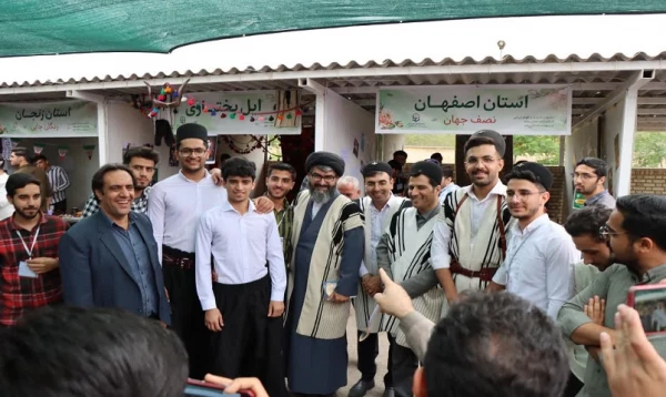 نخستین جشنواره اقوام و فرهنگ ها در پردیس آیت الله طالقانی (ره) قم 9