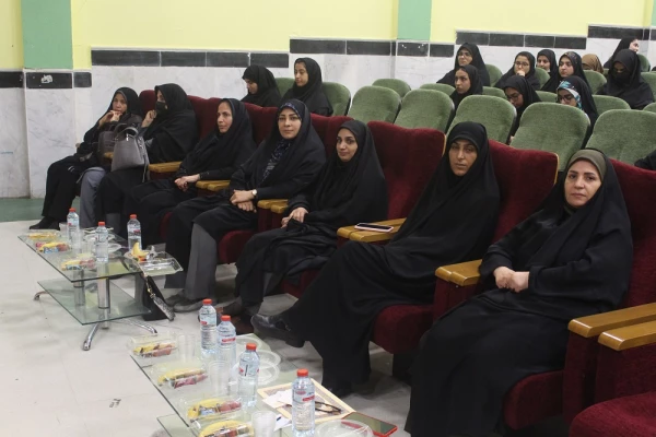 در پردیس های استان بوشهر برگزار شد؛
آئین گرامیداشت مقام و استاد 3