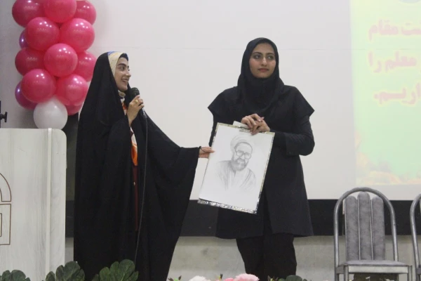 در پردیس های استان بوشهر برگزار شد؛
آئین گرامیداشت مقام و استاد 11