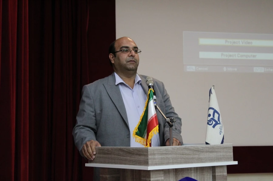 در پردیس های استان بوشهر برگزار شد؛
آئین گرامیداشت مقام و استاد 4