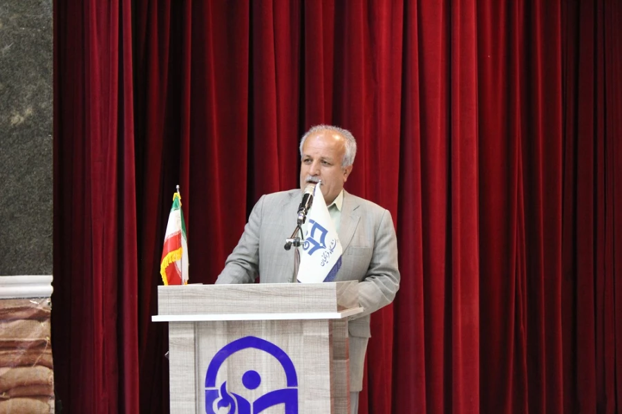 در پردیس های استان بوشهر برگزار شد؛
آئین گرامیداشت مقام و استاد 9