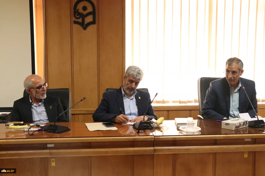 نشست رییس دانشگاه فرهنگیان کشور  با اعضای هیئت علمی پردیس های استان فارس 2