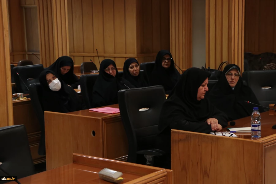 نشست رییس دانشگاه فرهنگیان کشور  با اعضای هیئت علمی پردیس های استان فارس 5