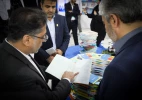 بازدید دکتر برزویی از سی و پنجمین نمایشگاه بین المللی کتاب در غرفه دانشگاه فرهنگیان 11