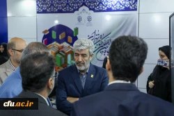 بازدید دکتر برزویی از سی و پنجمین نمایشگاه بین المللی کتاب در غرفه دانشگاه فرهنگیان 17