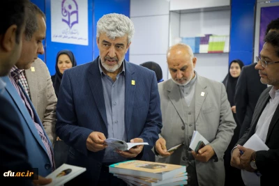  رئیس دانشگاه فرهنگیان در بازدید از غرفه دانشگاه در سی و پنجمین نمایشگاه بین المللی کتاب تهران

دانشگاه فرهنگیان، پیشرو در حوزه نشر دانشگاهی