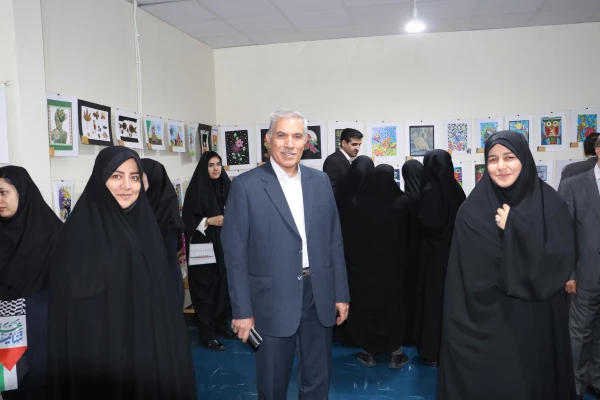 افتتاح یازدهمین نمایشگاه آثار هنری دانشجو معلمان و اساتید دانشگاه فرهنگیان آذربایجان شرقی 3