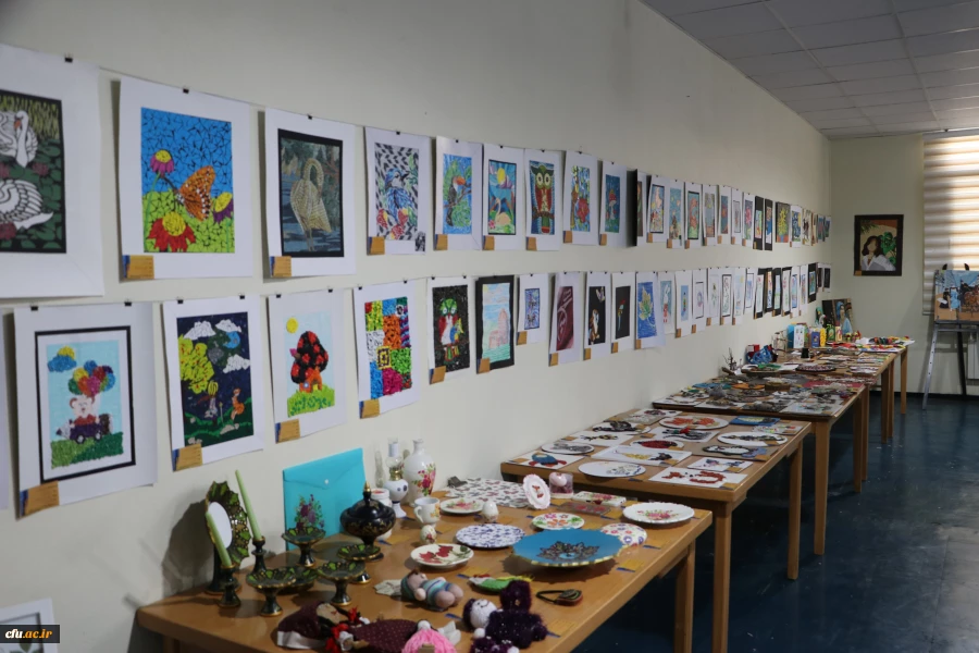 افتتاح یازدهمین نمایشگاه آثار هنری دانشجو معلمان و اساتید دانشگاه فرهنگیان آذربایجان شرقی 6
