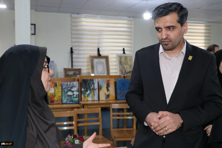 افتتاح یازدهمین نمایشگاه آثار هنری دانشجو معلمان و اساتید دانشگاه فرهنگیان آذربایجان شرقی 16