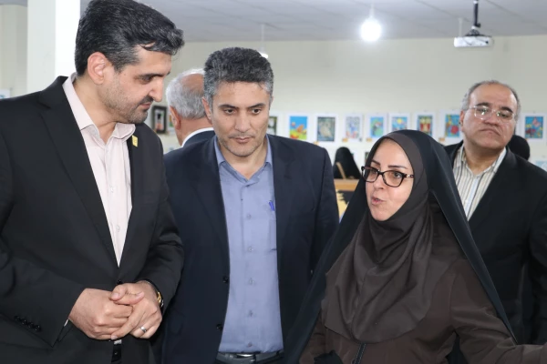 افتتاح یازدهمین نمایشگاه آثار هنری دانشجو معلمان و اساتید دانشگاه فرهنگیان آذربایجان شرقی 17