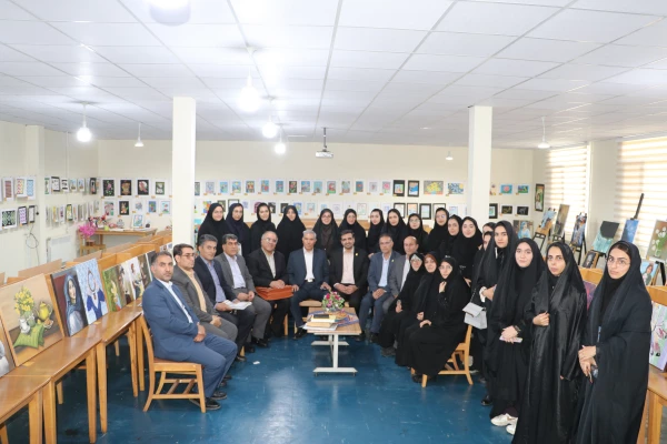 افتتاح یازدهمین نمایشگاه آثار هنری دانشجو معلمان و اساتید دانشگاه فرهنگیان آذربایجان شرقی 21