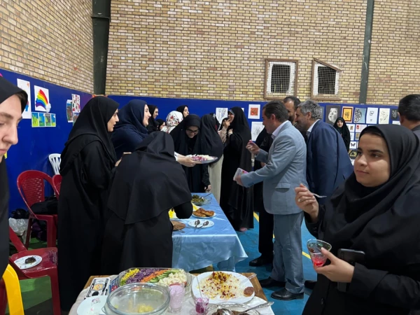 نمایشگاه آشنایی با آداب و رسوم محلی در استان قزوین  5