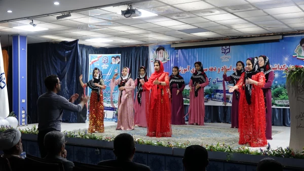 آیین بزرگداشت دهه سرآمدی آموزش و روز دختر در دانشگاه فرهنگیان کردستان
 5