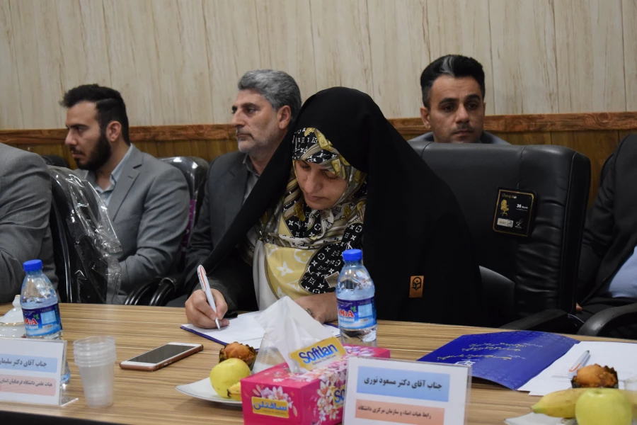 بازدید استاندار از دانشگاه فرهنگیان کرمانشاه و برگزاری ششمین جلسه هیات امنای دانشگاه

 16