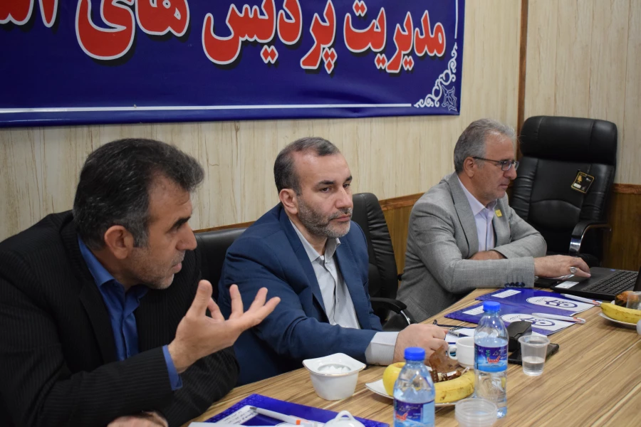 بازدید استاندار از دانشگاه فرهنگیان کرمانشاه و برگزاری ششمین جلسه هیات امنای دانشگاه

 20