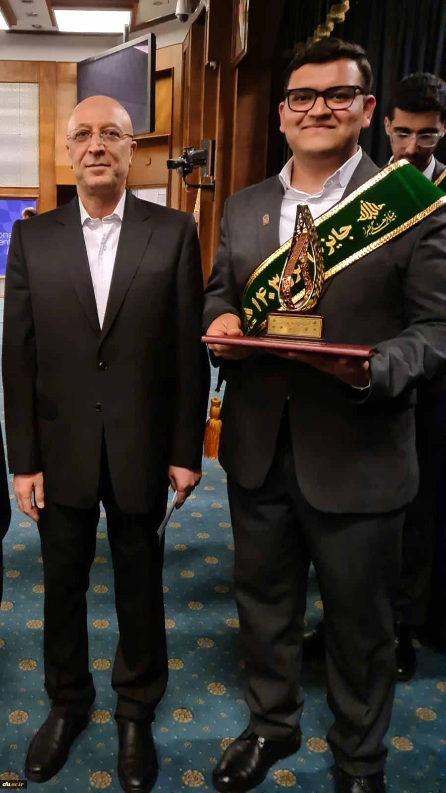 دریافت جایزه نوبل ایرانی توسط دانشجوی نخبه دانشگاه فرهنگیان آذربایجان شرقی 2