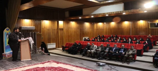 آیین تجلیل از خادمان صراط نور(دوره راهیان نور دانشگاه محور بسیج دانشجویی دانشگاه فرهنگیان استان اردبیل)