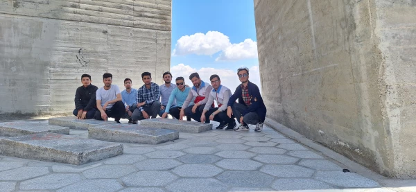 سعود جمعی از کارکنان و دانشجویان پردیس شهید مقصودی به ارتفاعات همدان 5