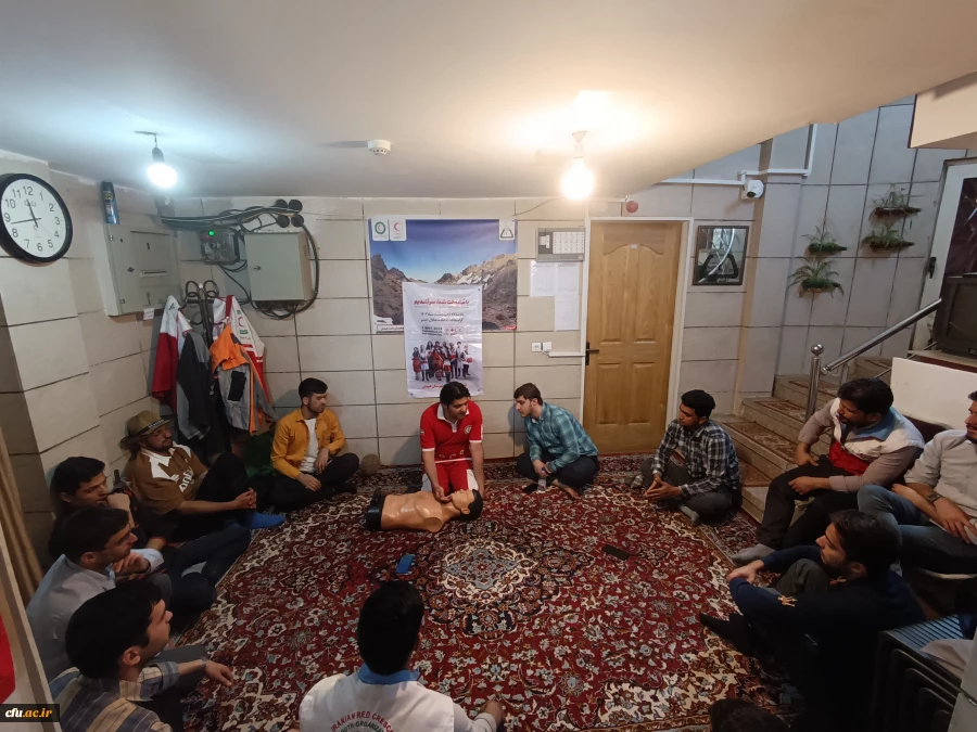 سعود جمعی از کارکنان و دانشجویان پردیس شهید مقصودی به ارتفاعات همدان 6