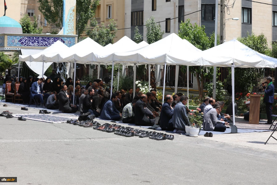 مراسم سوگواری شهادت خادم الرضا، سید ابراهیم رییسی در جوار مزار شهید گمنام سازمان مرکزی دانشگاه فرهنگیان 4