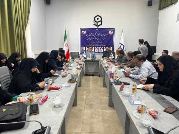 الگوی دانشجو معلمان و معلم ها، معلمان شهید هستند 6