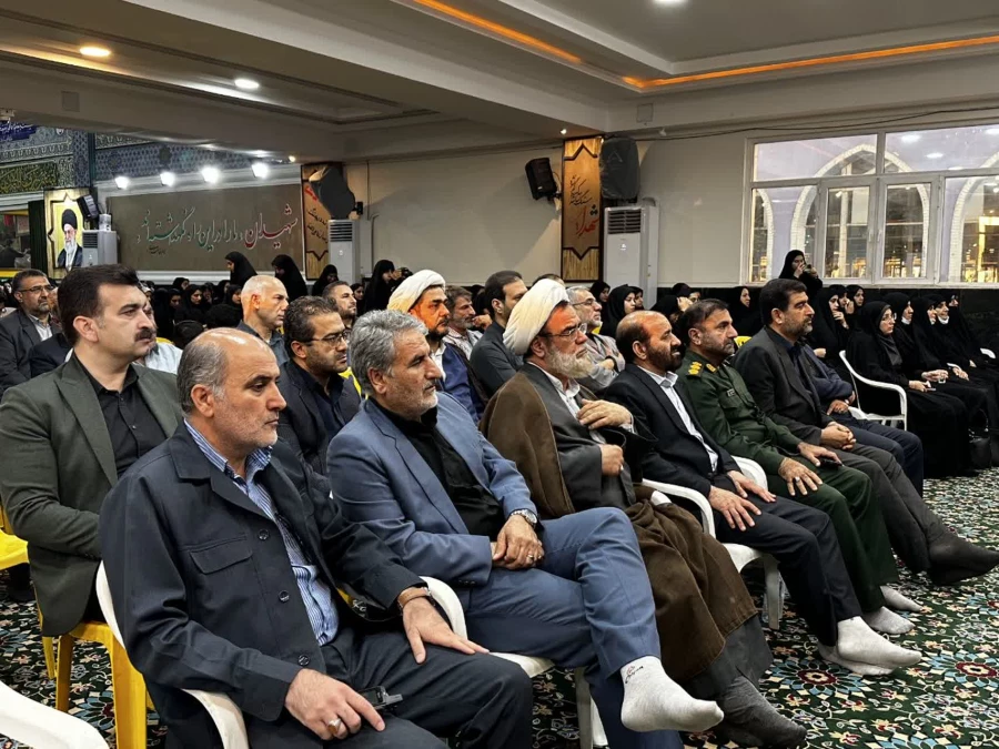 مراسم یادواره 450شهید معلم و دانشجو معلم استان خوزستان واجتماع دانشجویی گرامیداشت شهدای خدمت برگزارشد. 6