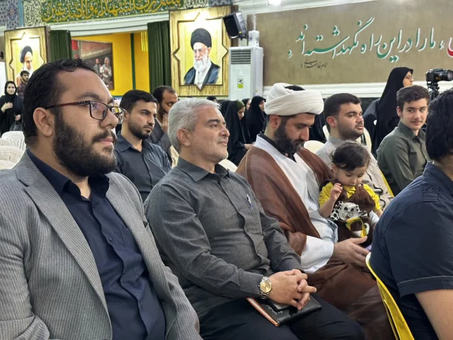 مراسم یادواره 450شهید معلم و دانشجو معلم استان خوزستان واجتماع دانشجویی گرامیداشت شهدای خدمت برگزارشد. 8