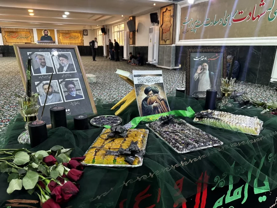 مراسم یادواره 450شهید معلم و دانشجو معلم استان خوزستان واجتماع دانشجویی گرامیداشت شهدای خدمت برگزارشد. 10