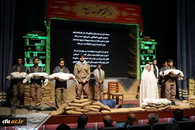 سرپرست معاونت فرهنگی و تربیتی در اجلاسیه شهدای دانشجومعلم استان قزوین: 

شهدای دانشجو معلم با نثار جانشان درس واقعی ایثار، شجاعت و از خودگذشتگی را به آیندگان آموختند