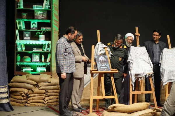 شهدای دانشجو معلم با نثار جانشان درس واقعی ایثار، شجاعت و از خودگذشتگی را به آیندگان یاد دادند. 11