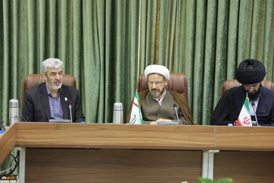 سفر 2 روزه رییس و اعضای هیات رییسه دانشگاه فرهنگیان به استان قم 30