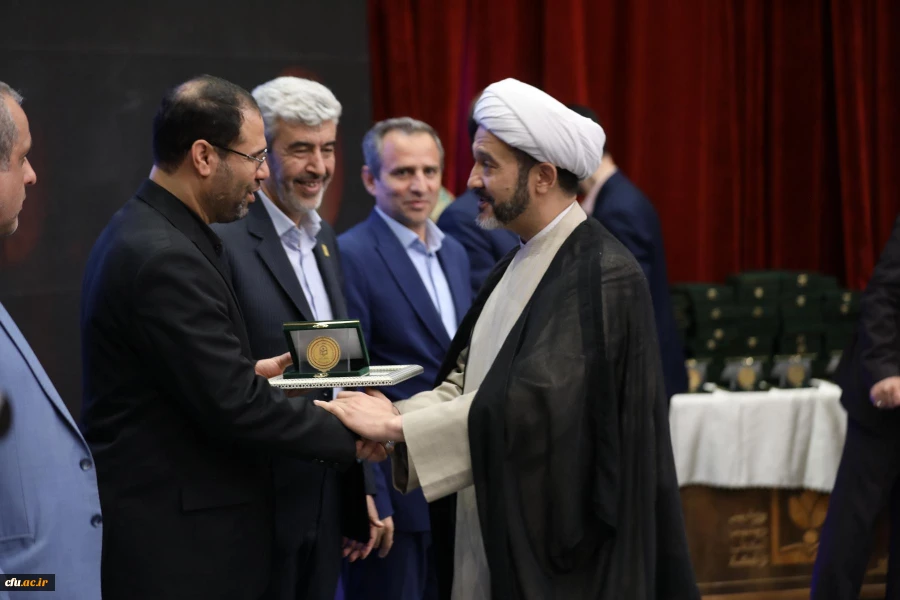 دوازدهمین جشنواره ملی پژوهش و فناوری دانشگاه فرهنگیان 33