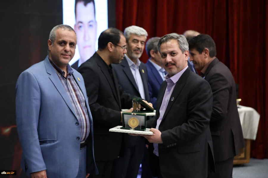 دوازدهمین جشنواره ملی پژوهش و فناوری دانشگاه فرهنگیان 52