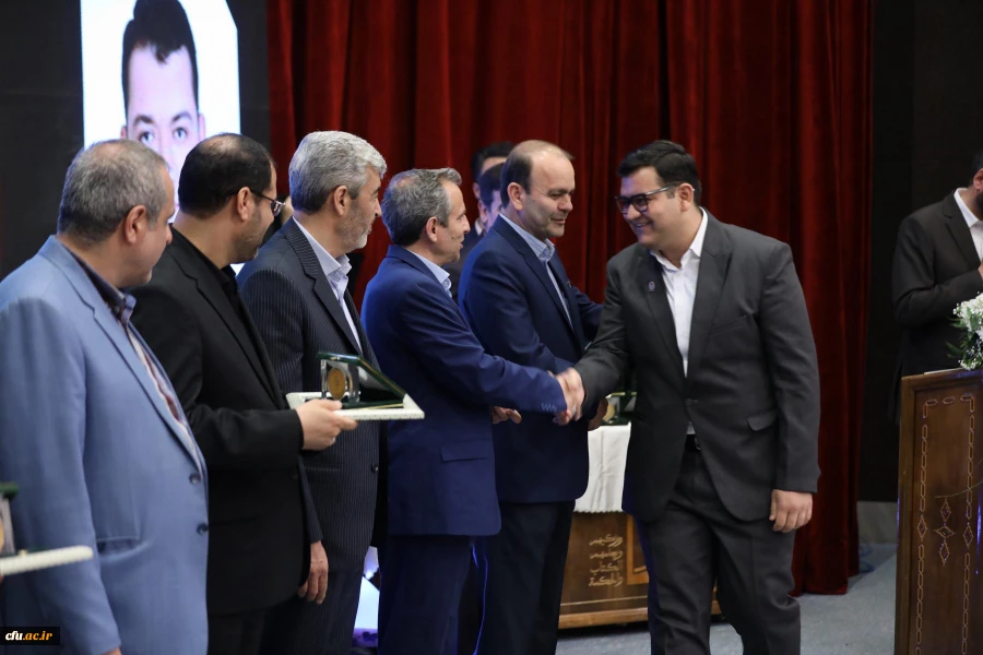 دوازدهمین جشنواره ملی پژوهش و فناوری دانشگاه فرهنگیان 53