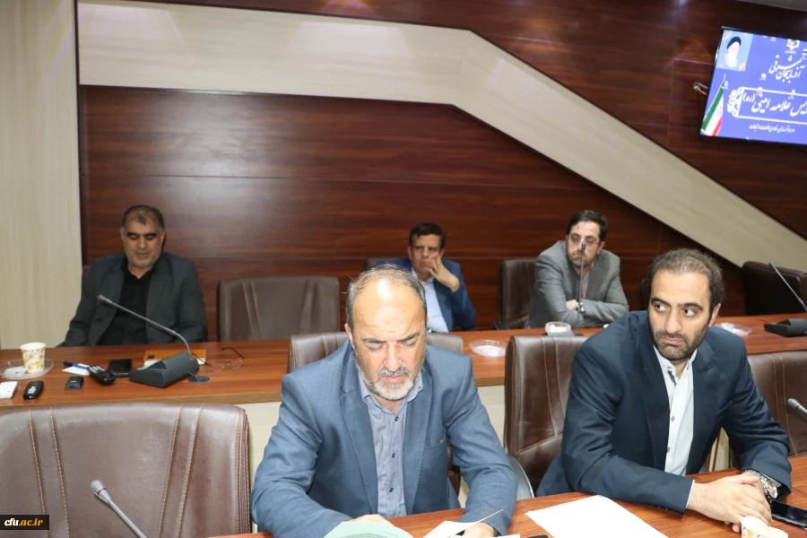 جلسه ی هم اندیشی اساتید و نخبگان دانشگاه فرهنگیان استان آذربایجان شرقی 8