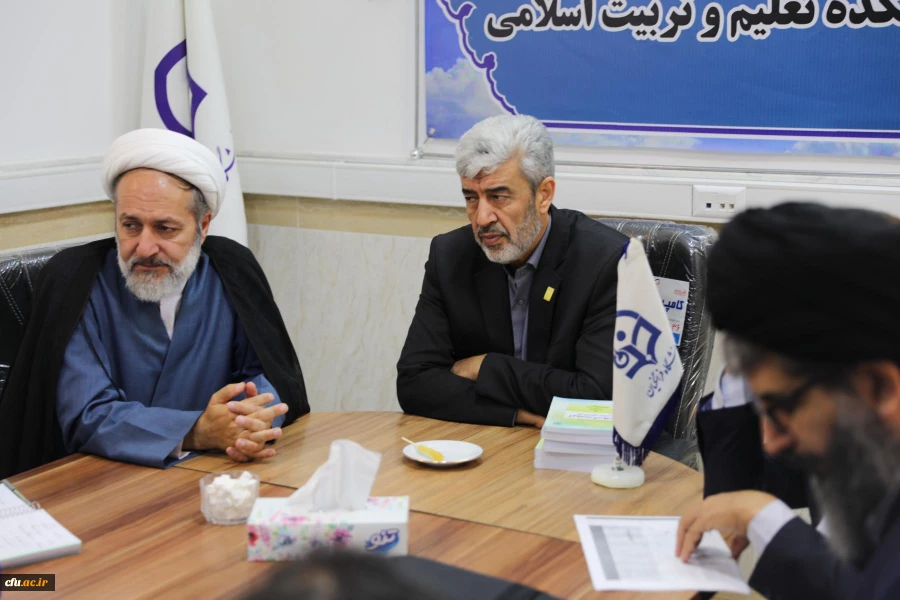 برنامه های سفر رییس دانشگاه فرهنگیان و اعضای هیات رییسه دانشگاه فرهنگیان به استان قم 55