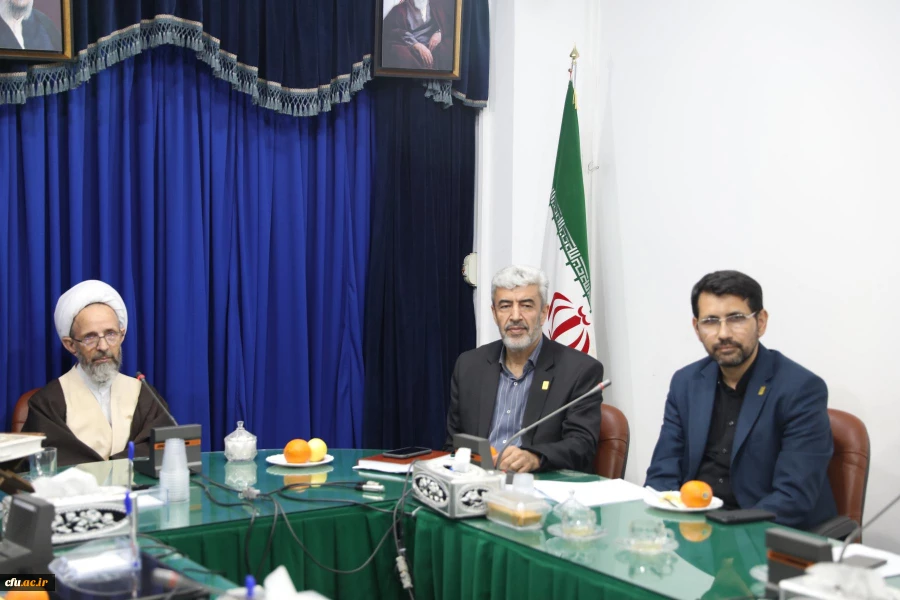 برنامه های سفر رییس دانشگاه فرهنگیان و اعضای هیات رییسه دانشگاه فرهنگیان به استان قم 34
