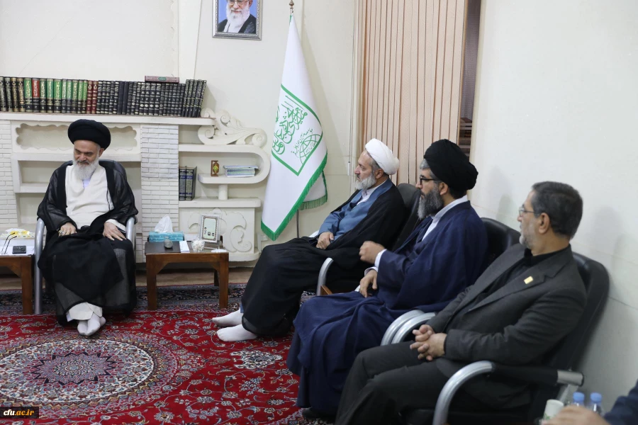 برنامه های سفر رییس دانشگاه فرهنگیان و اعضای هیات رییسه دانشگاه فرهنگیان به استان قم 59