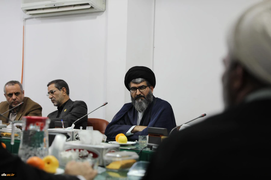 برنامه های سفر رییس دانشگاه فرهنگیان و اعضای هیات رییسه دانشگاه فرهنگیان به استان قم 37