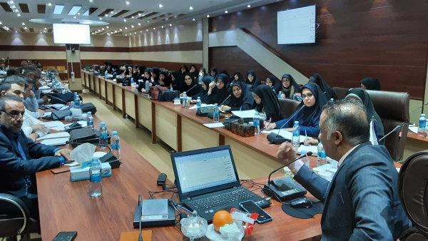 نخستین دوره آموزشی تربیت ارزیاب حرفه ای اساتید دانشگاه فرهنگیان استان آذربایجان شرقی 4