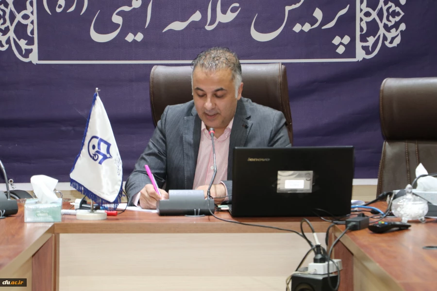 نخستین دوره آموزشی تربیت ارزیاب حرفه ای اساتید دانشگاه فرهنگیان استان آذربایجان شرقی 12