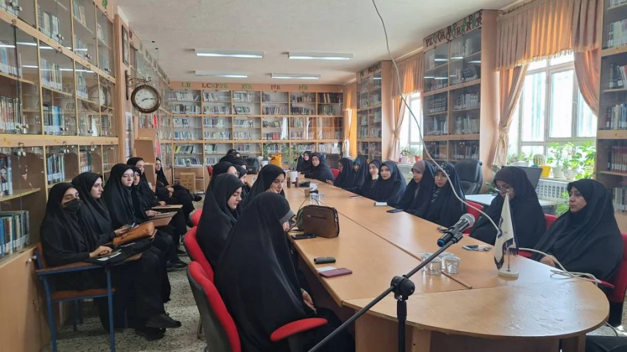 نشست انتخاباتی "از امام جمهور تا شهید جمهور" با محوریت بررسی سیره انتخاباتی در مکتب حضرت امام (ره)