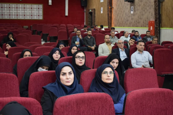 
اولین دوره تخصصی تربیت ارزیاب حرفه ای دانشگاه فرهنگیان کرمانشاه
 4