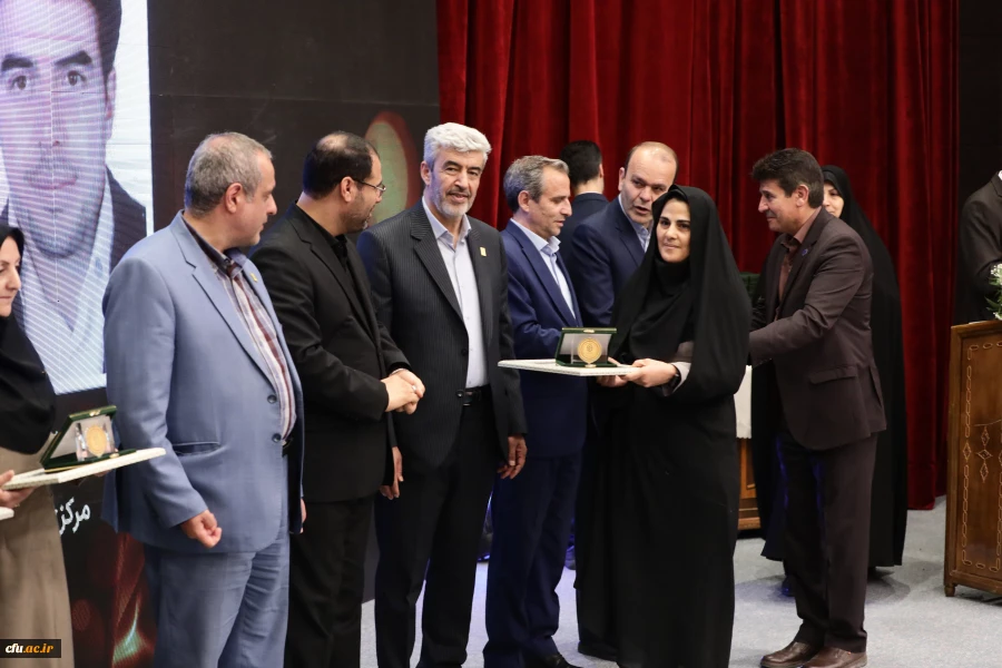 برگزیدگان دوازدهمین جشنواره پژوهش و فناوری دانشگاه فرهنگیان 14